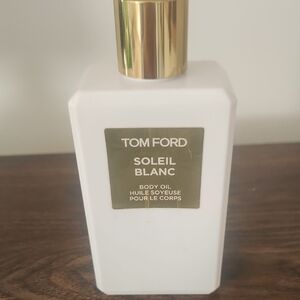 Tom Ford Soleil Blanc Body Oil - White and Gold Elegance